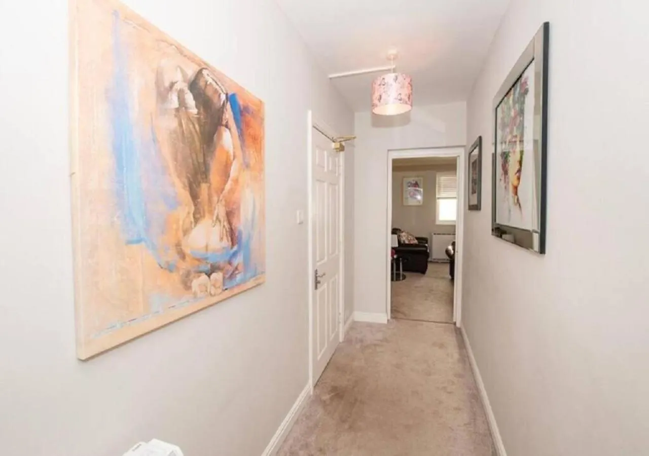 Pelican-Stylish 2-Bed Apartment Close To Beach & Town Scarborough